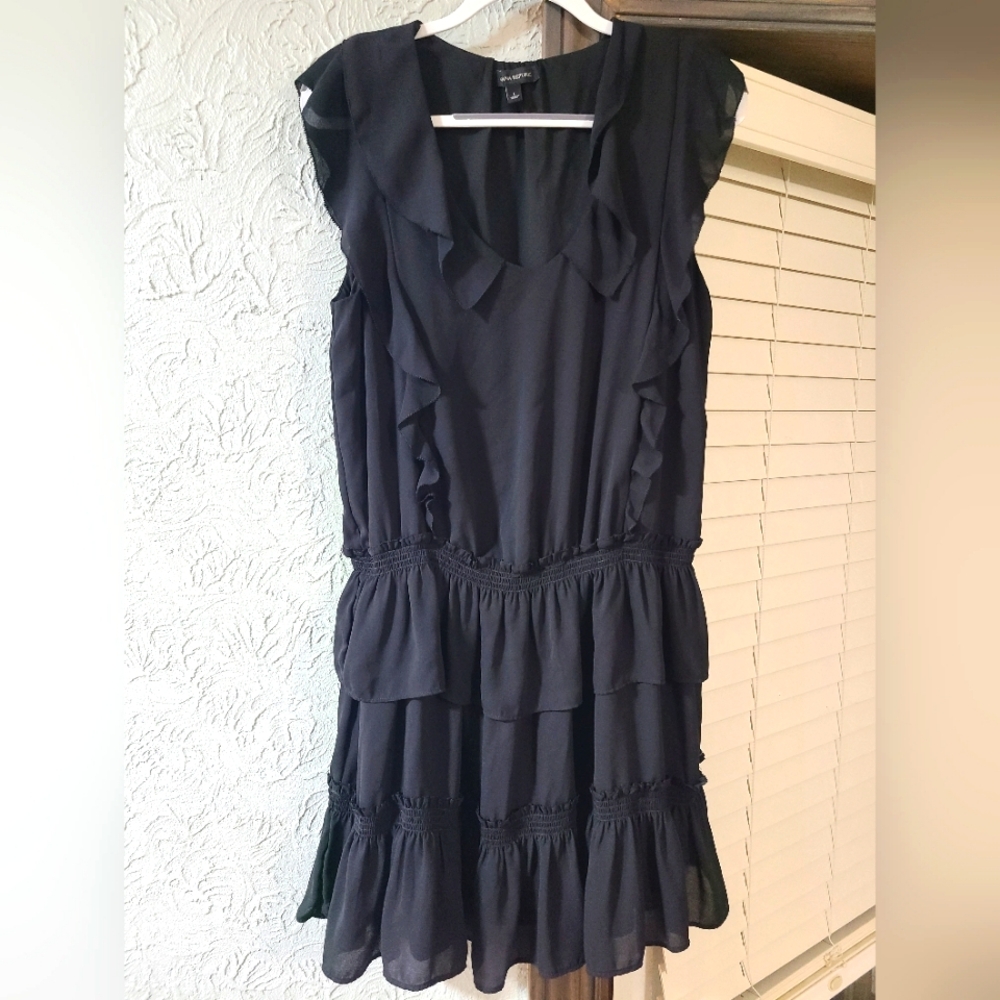 BANANA REPUBLIC Black Retro Fit Tiered Ruffle Mini Dress Smocked Waist